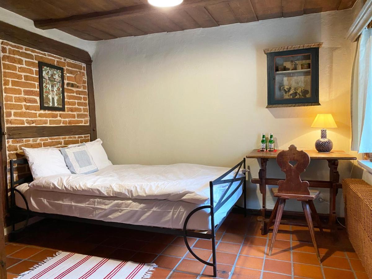 Dom Tkacza Appartement Pieszyce Buitenkant foto