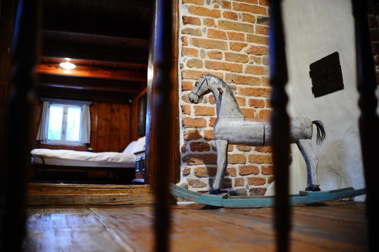 Dom Tkacza Appartement Pieszyce Buitenkant foto